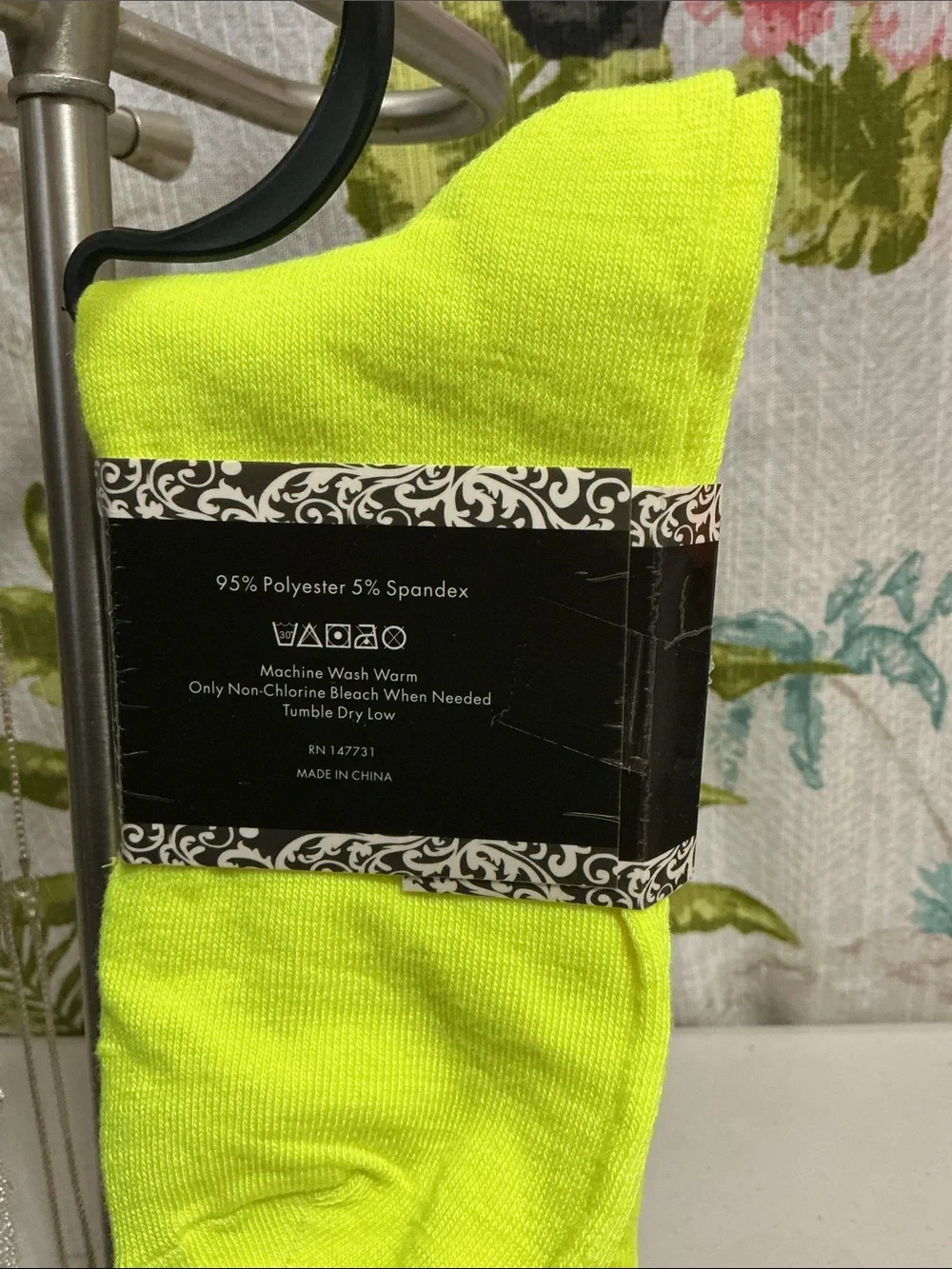 Sumona Knee high socks neon colors yellow &  orange  size 9/11 stretchy NWT